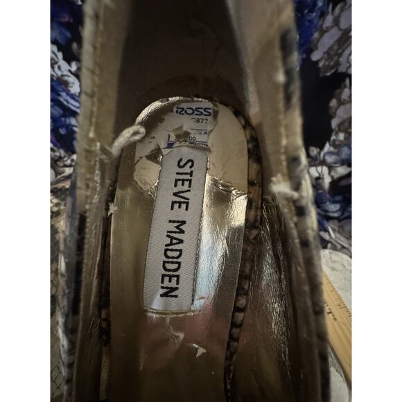 Steve Madden P-Mardi Faux Snake Skin Gray/white Wedge Heels, Closed Toe, 7 - Picture 8 of 10